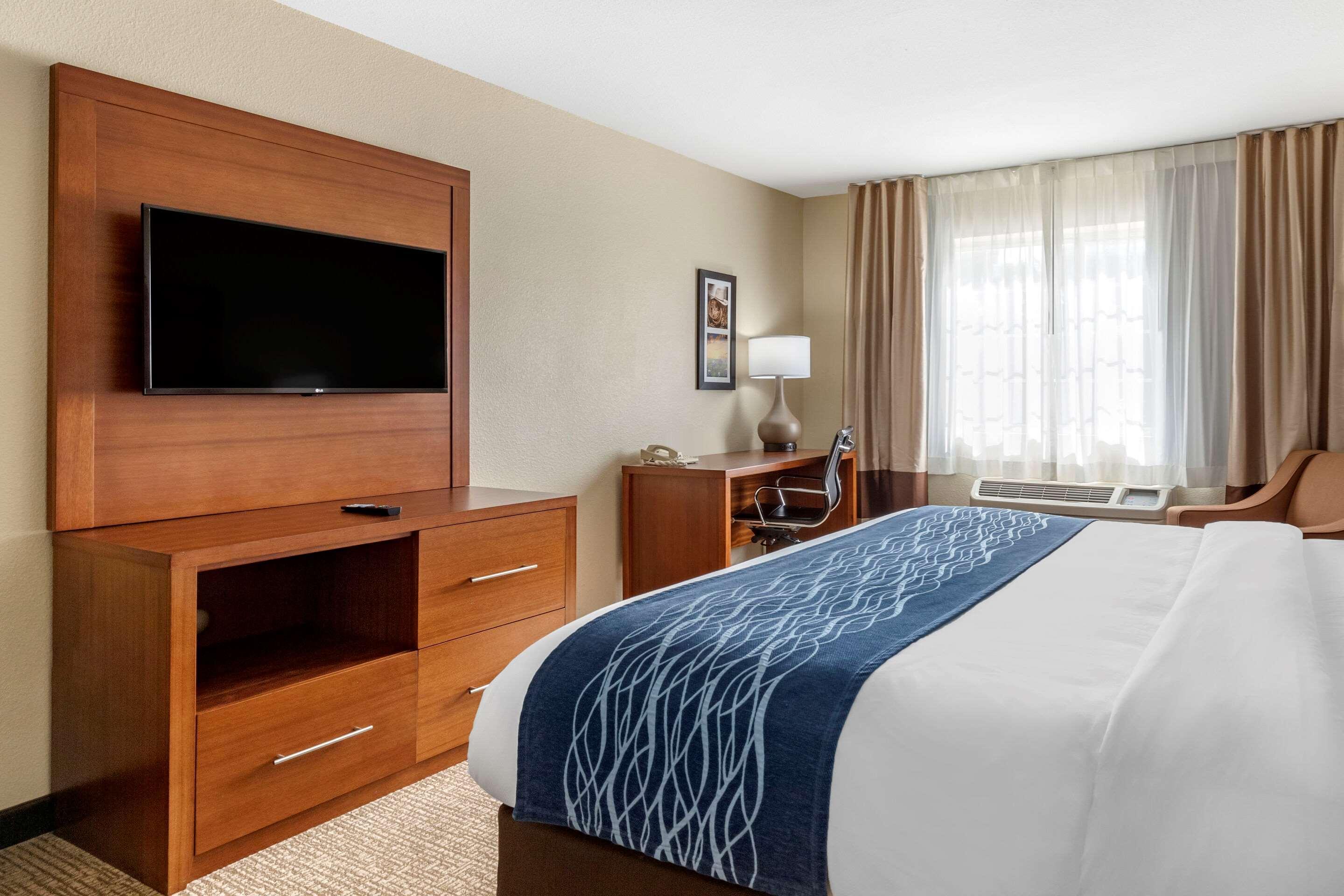 ברני Comfort Inn & Suites Texas Hill Country מראה חיצוני תמונה